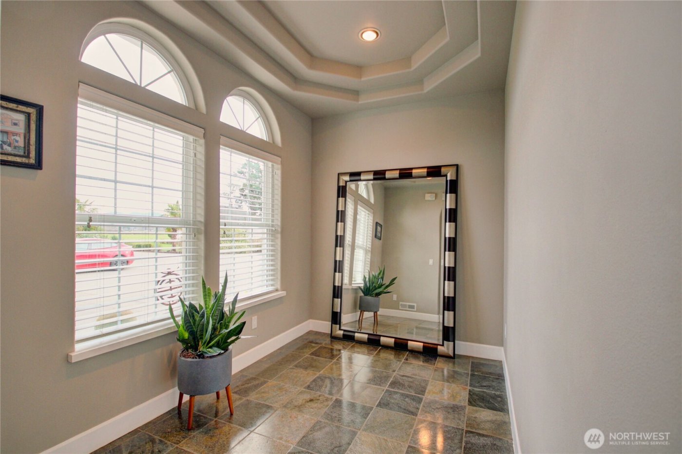 15834 Kamb Road , Mount Vernon, WA 98274