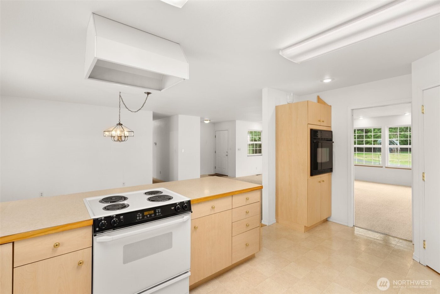 570 Wynooche Valley Road , Montesano, WA 98563