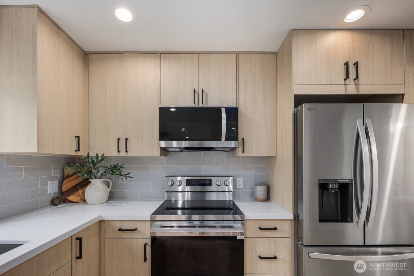 3110 SW 97th Street , Seattle, WA 98126