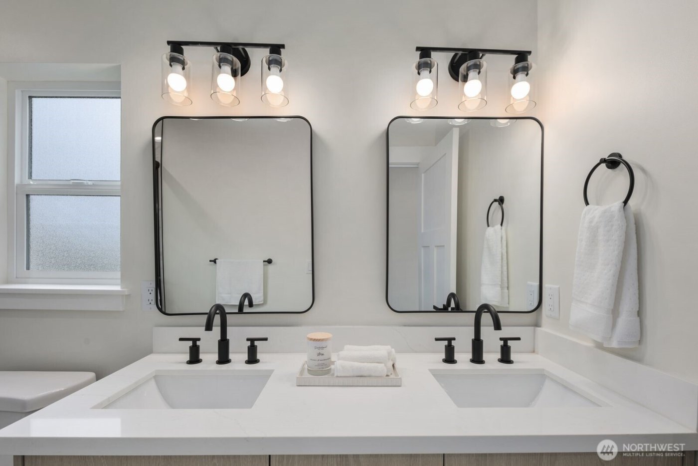 3110 SW 97th Street , Seattle, WA 98126