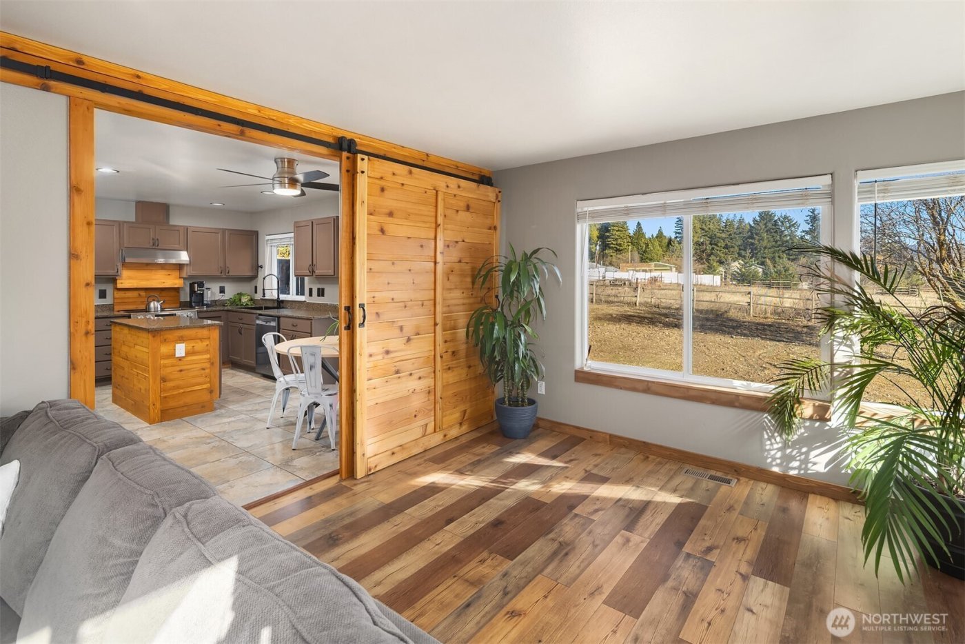 504 N Floral Avenue , Cle Elum, WA 98922