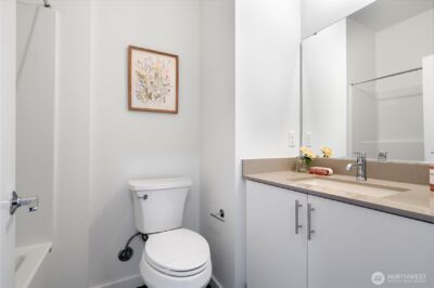 12526 15th Avenue NE #B, Seattle, WA 98125 - Photo 21