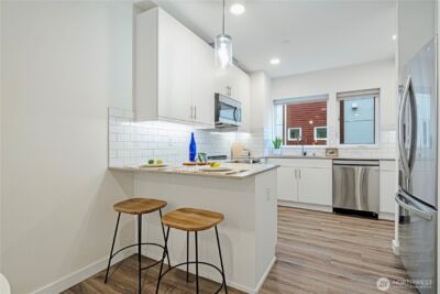 12526 15th Avenue NE #B, Seattle, WA 98125 - Photo 10