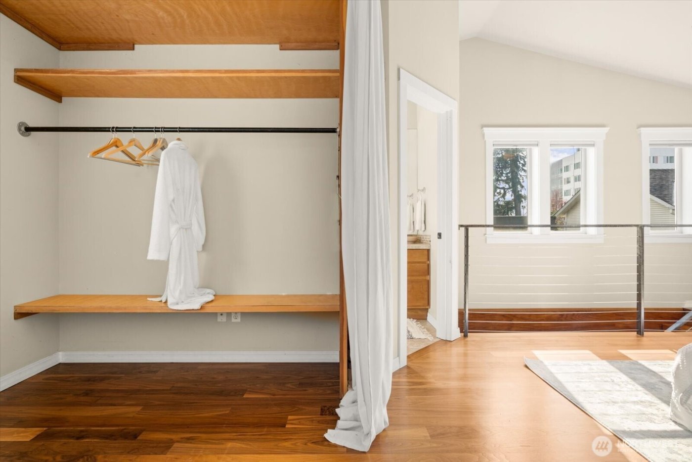 2005 NW 59th Street , Seattle, WA 98107