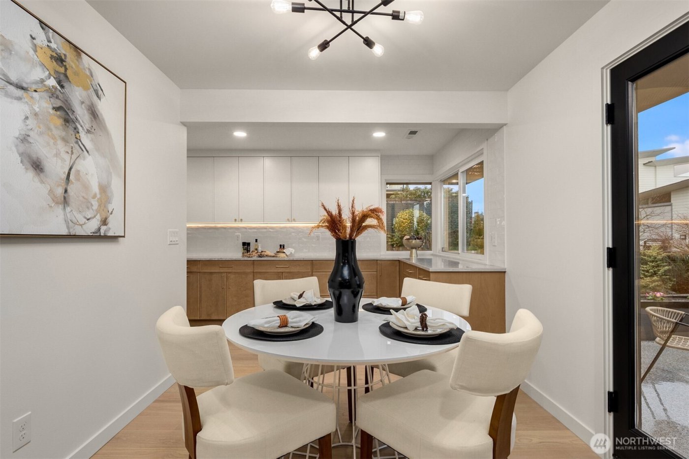 3702 W Fulton Street , Seattle, WA 98199