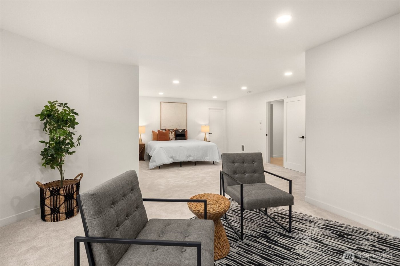 3702 W Fulton Street , Seattle, WA 98199