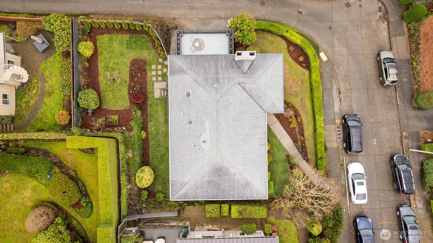 3702 W Fulton Street , Seattle, WA 98199