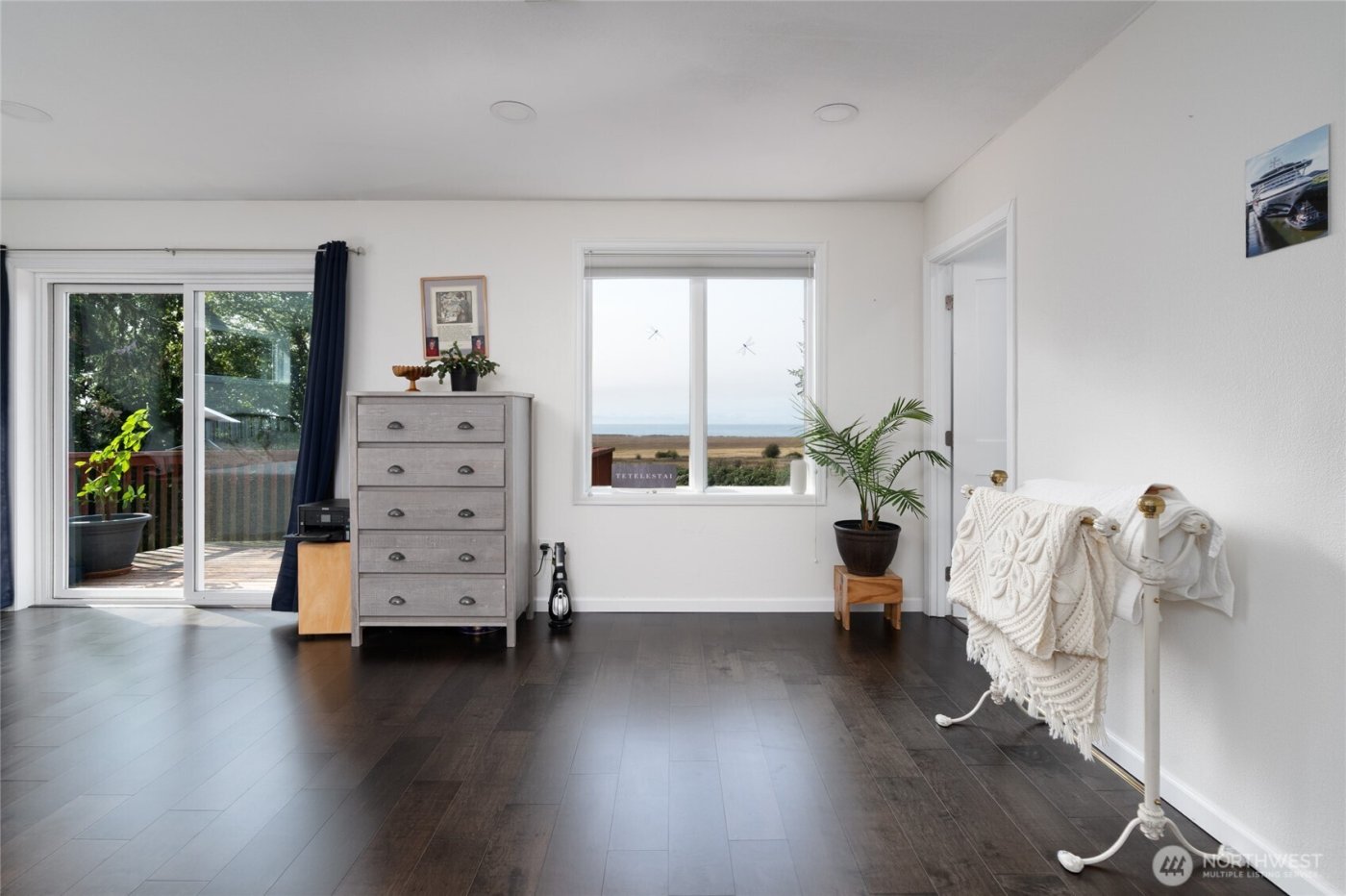 4251 Hollydale Lane , Oak Harbor, WA 98277