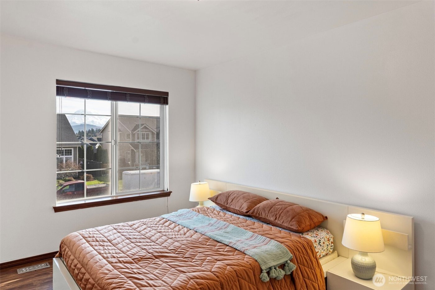 16822 134th Avenue Ct E, Puyallup, WA 98374