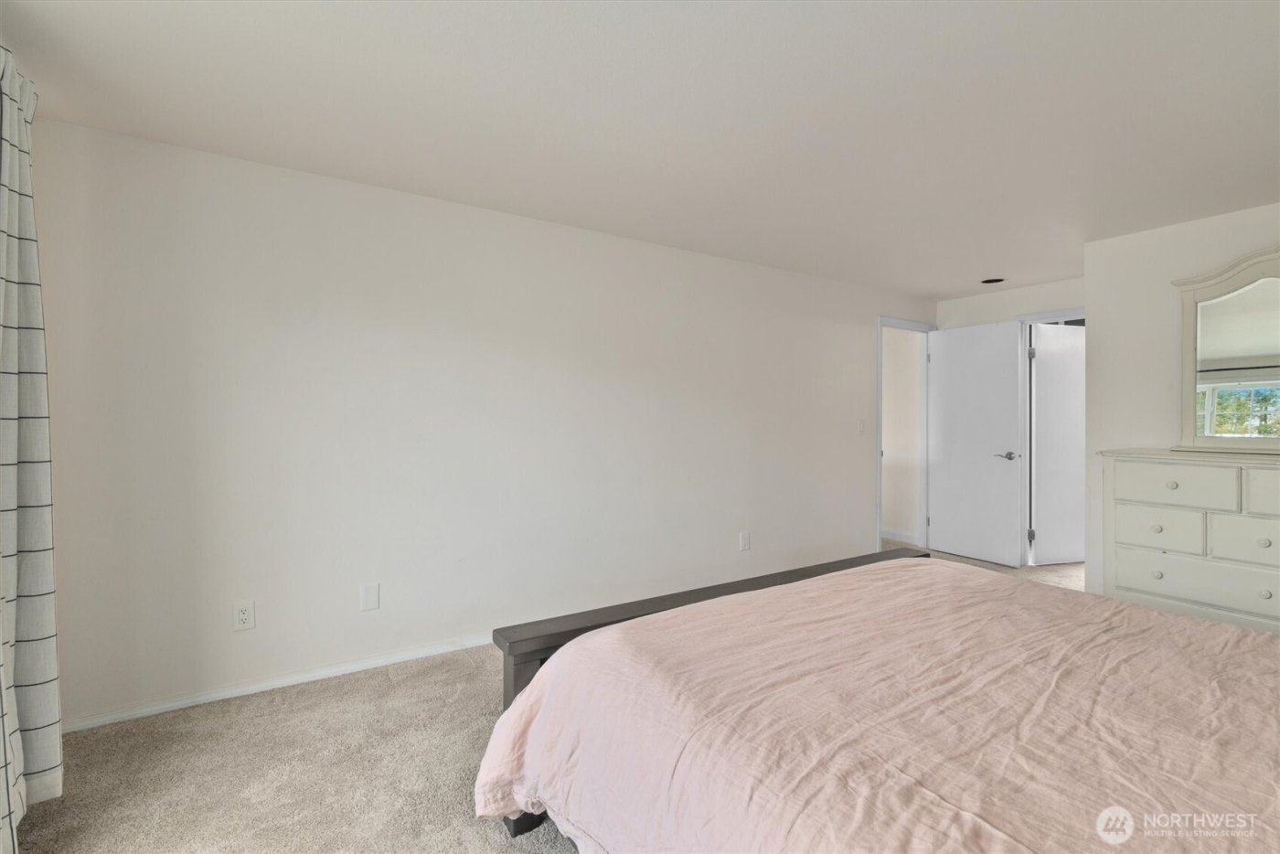 11413 SE 219th Place , Kent, WA 98031