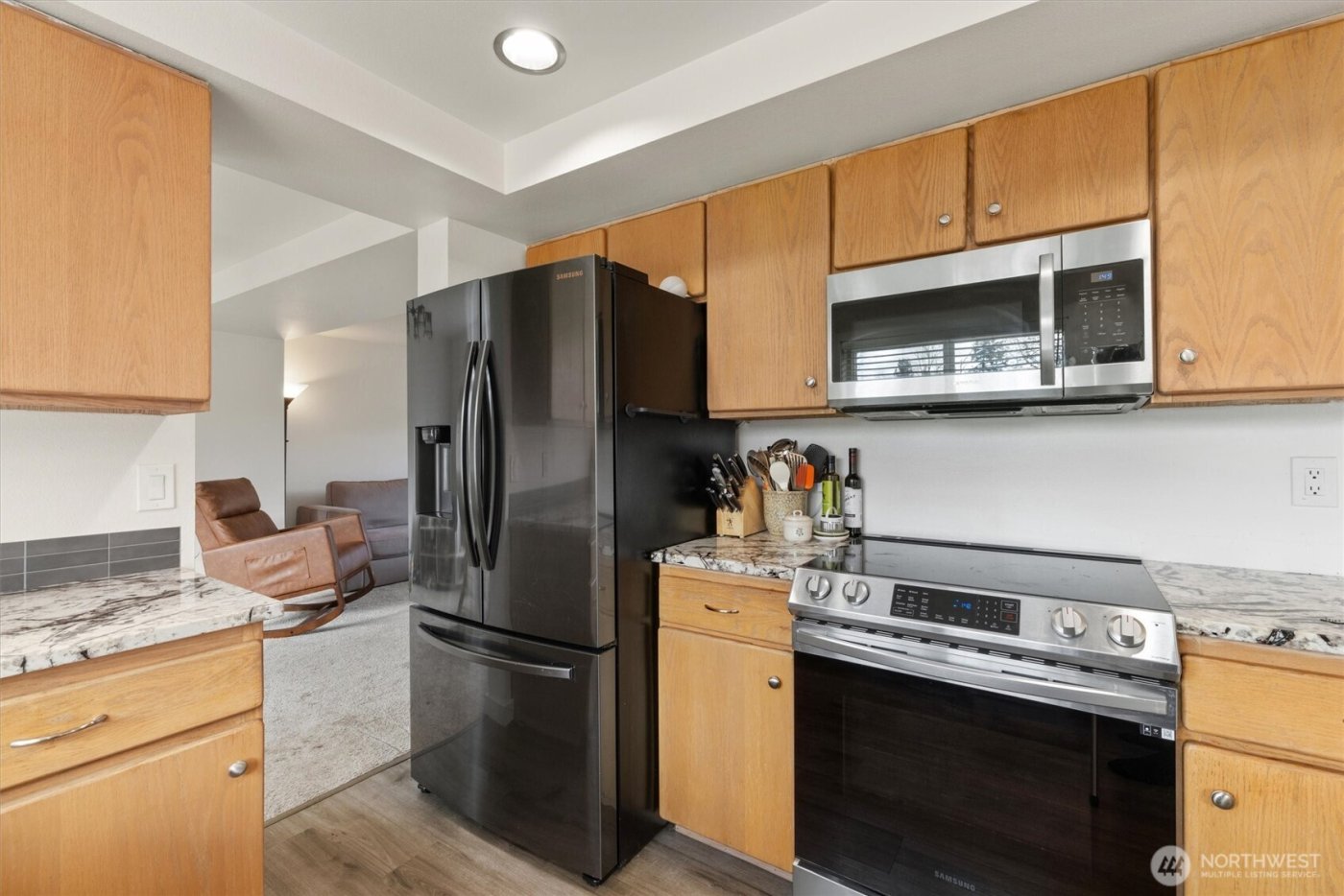 11413 SE 219th Place , Kent, WA 98031