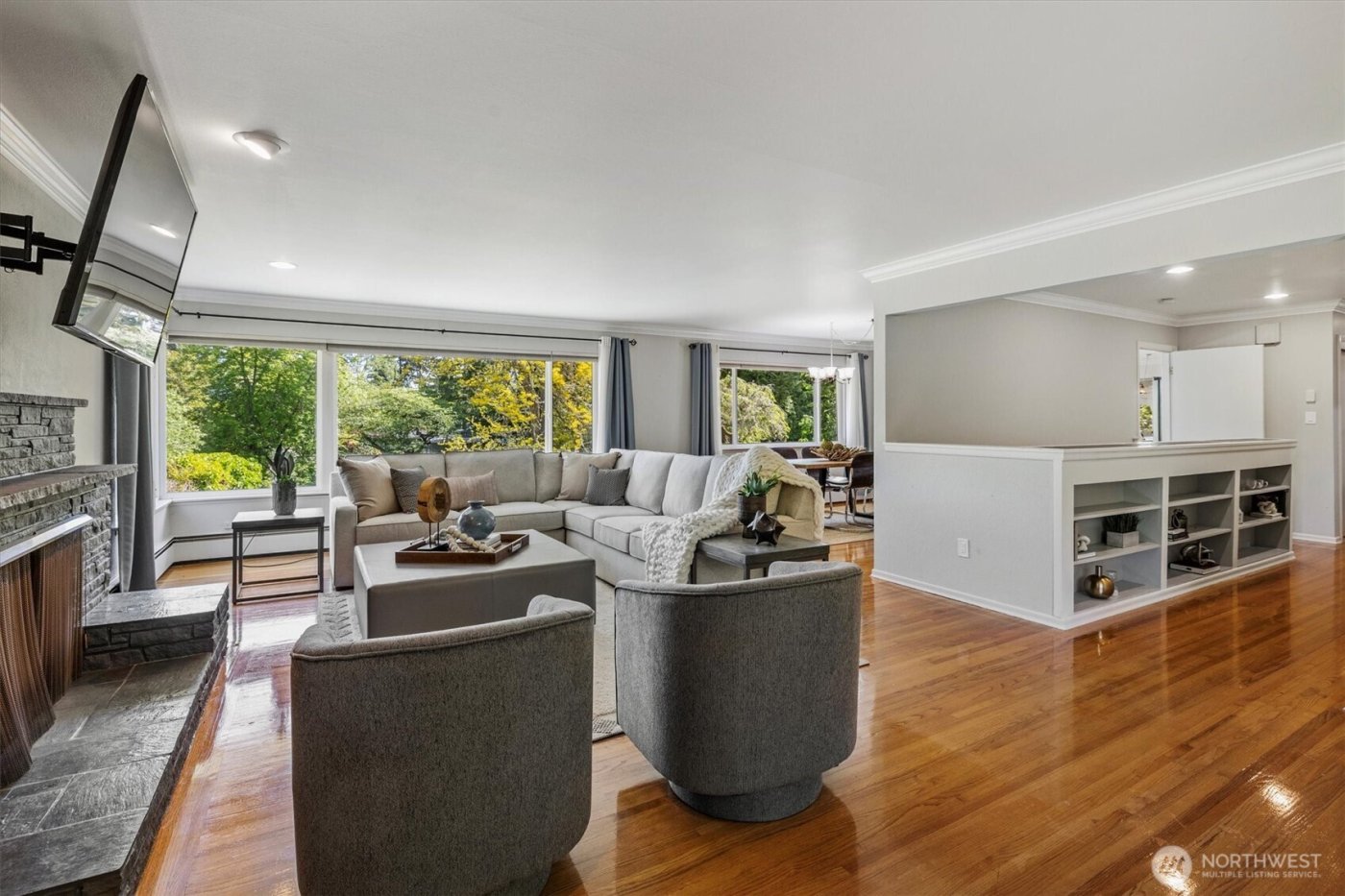 11411 Clovercrest Drive SW, Lakewood, WA 98499