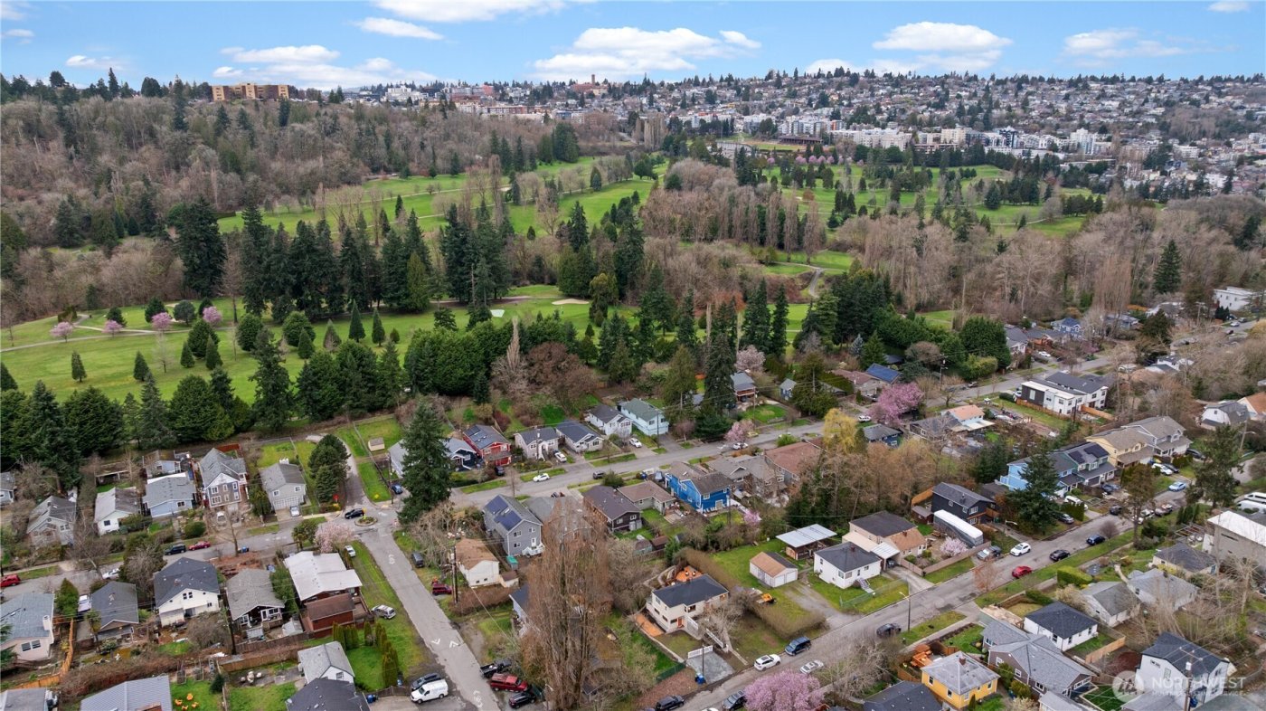 4849 25th Avenue SW, Seattle, WA 98106