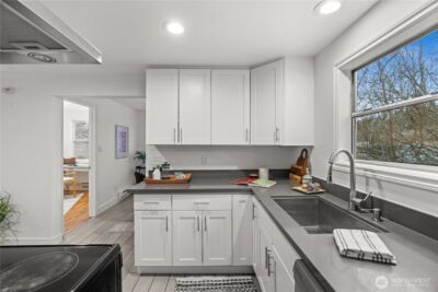 4849 25th Avenue SW, Seattle, WA 98106 - Photo 7