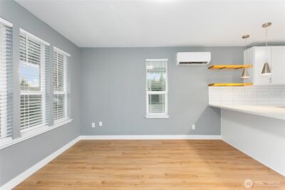 516 1/2 11th Street NW, Puyallup, WA 98371 - Photo 4