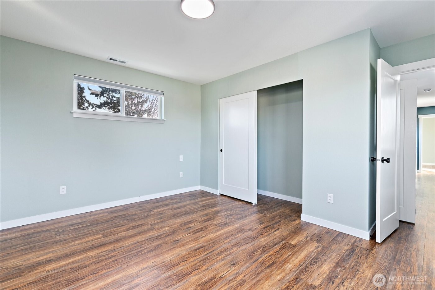 825 E 55th Street , Tacoma, WA 98404