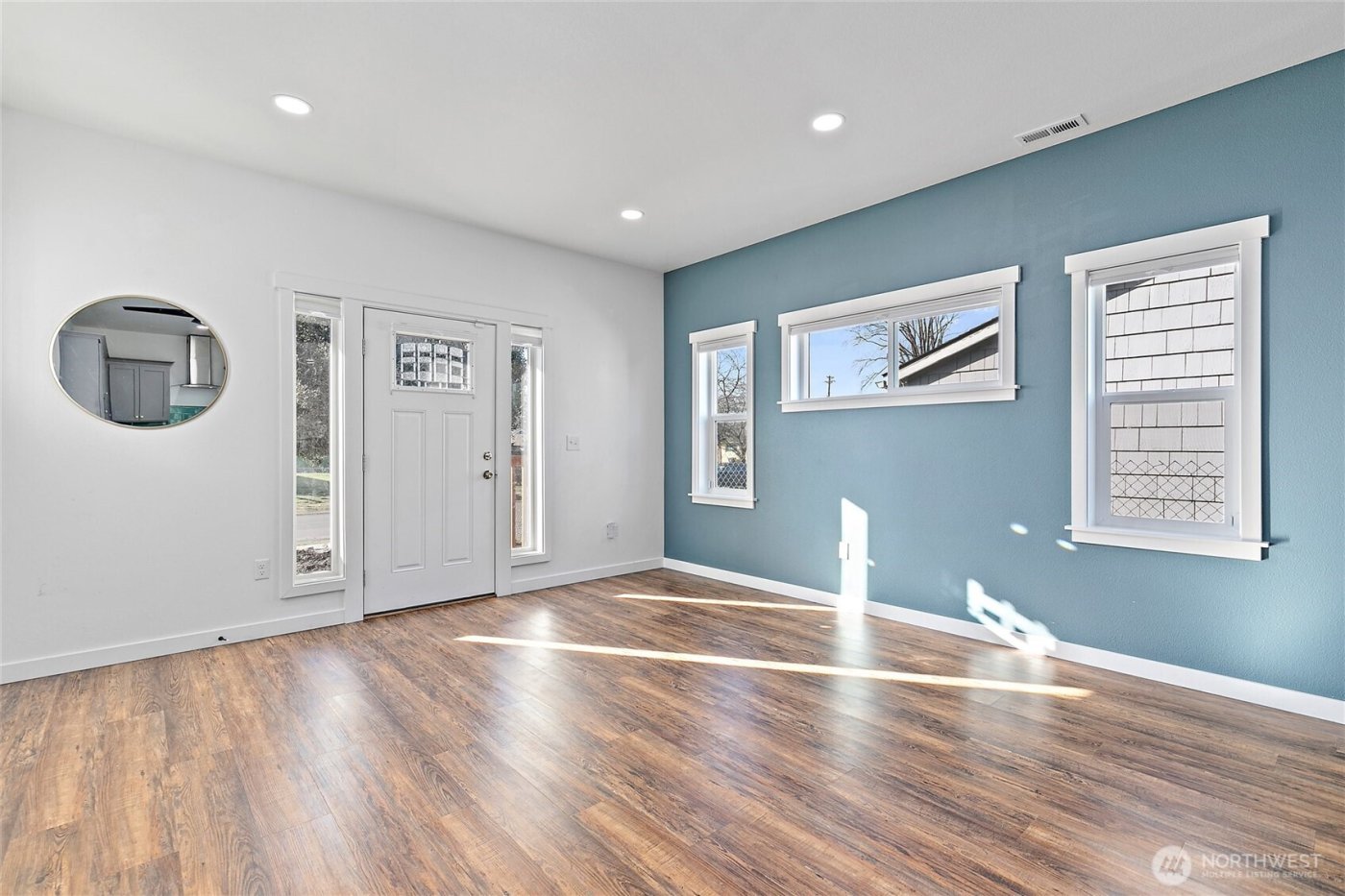 825 E 55th Street , Tacoma, WA 98404