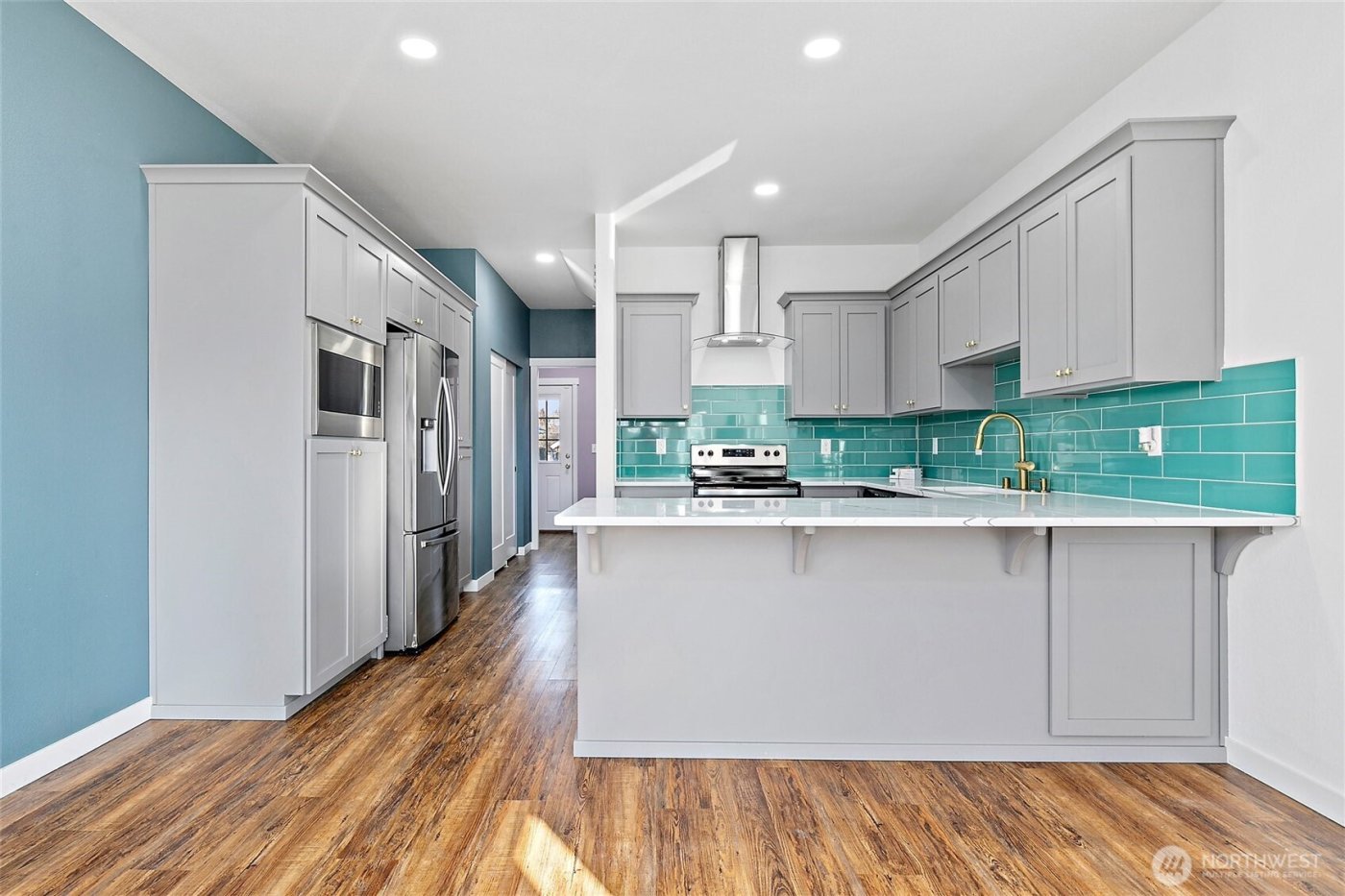 825 E 55th Street , Tacoma, WA 98404