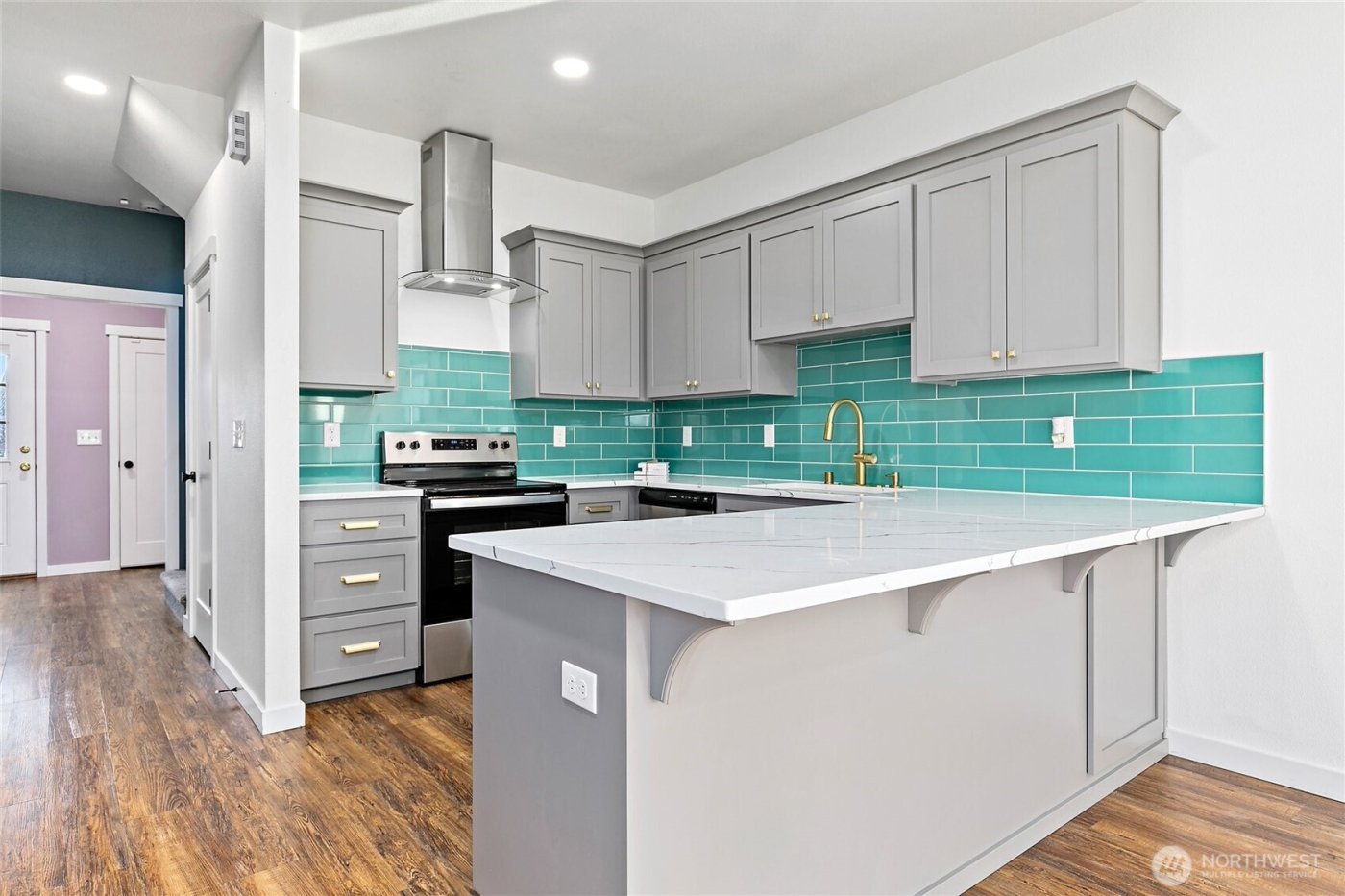 825 E 55th Street , Tacoma, WA 98404