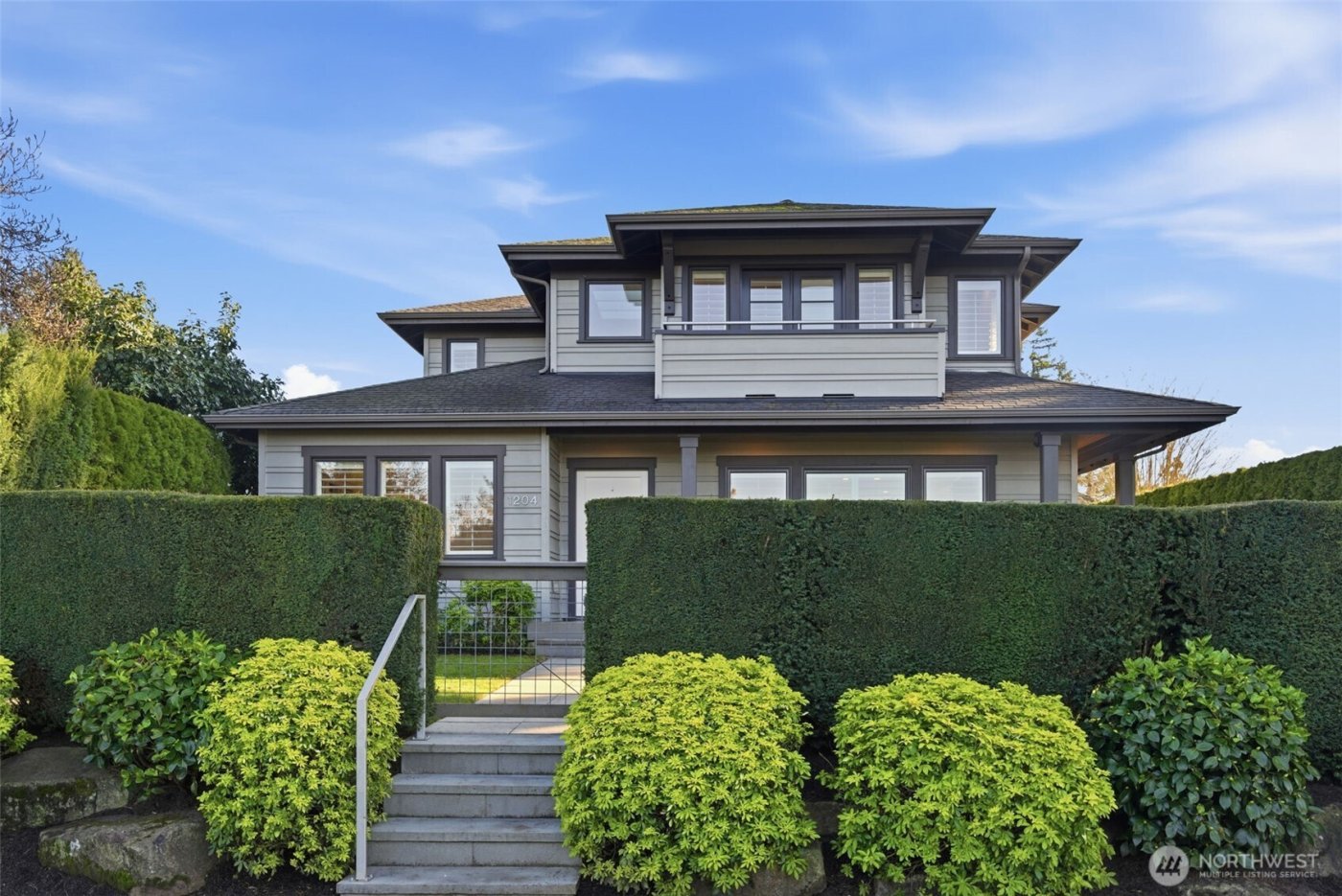 1204 6th Street W, Kirkland, WA 98033