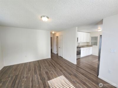 212 A&B Elm Street #A&B, Bremerton, WA 98310 - Photo 13