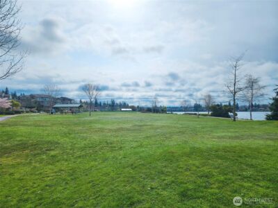 212 A&B Elm Street #A&B, Bremerton, WA 98310 - Photo 32