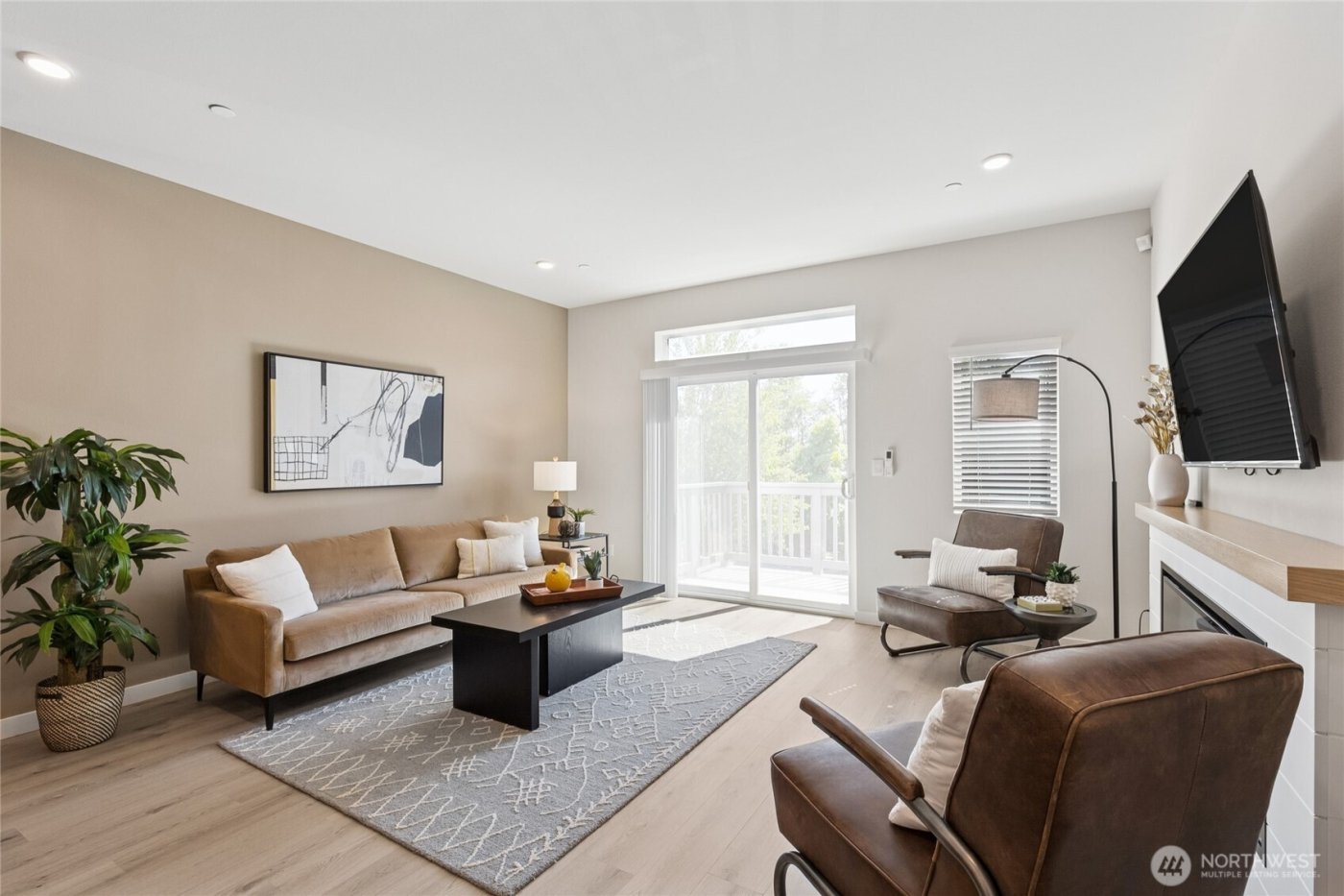 16111 36th Avenue W #J2, Lynnwood, WA 98087