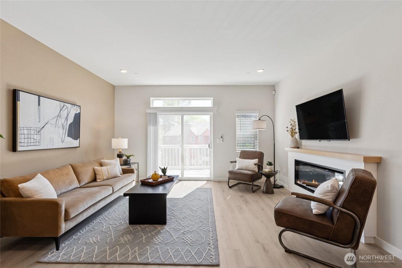 16111 36th Avenue W #J2, Lynnwood, WA 98087