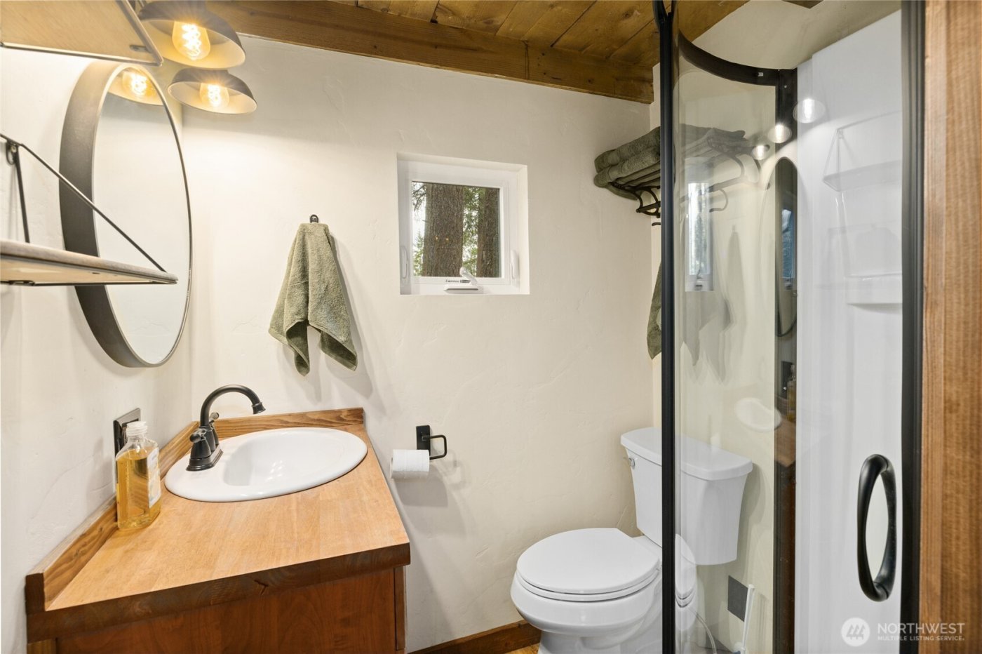 131 Casassa Road , Cle Elum, WA 98922