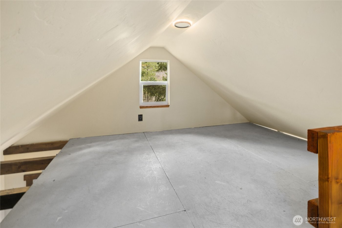 131 Casassa Road , Cle Elum, WA 98922