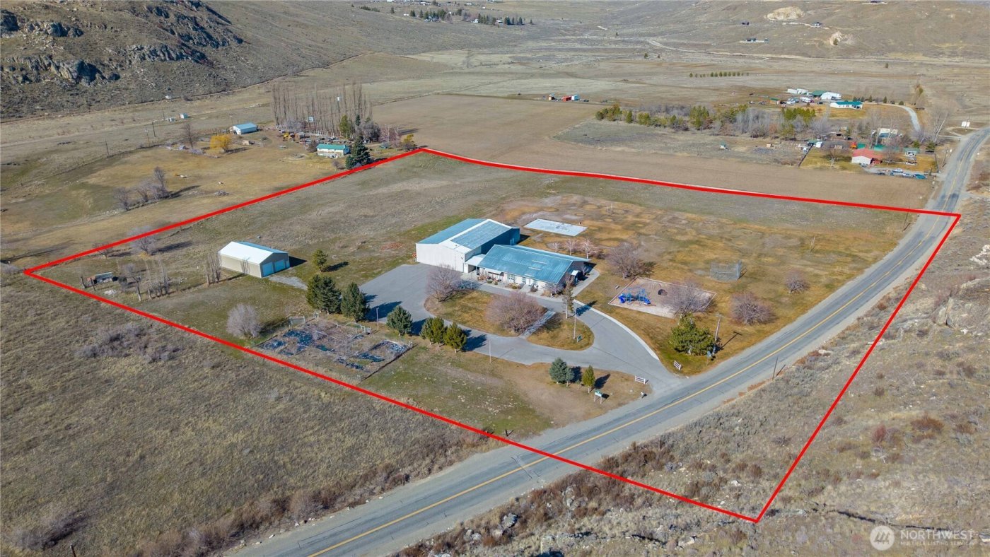 115 Valley Rd. #B, Brewster, WA 98812