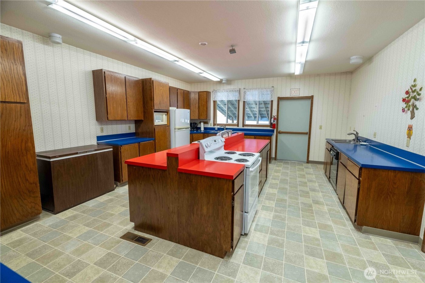 115 Valley Rd. #B, Brewster, WA 98812