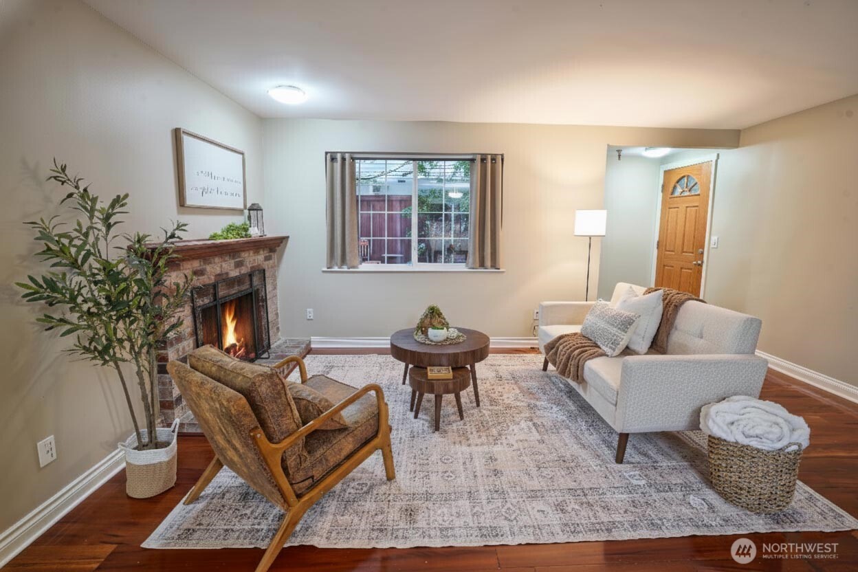 633 NW 85th Street #102, Seattle, WA 98117