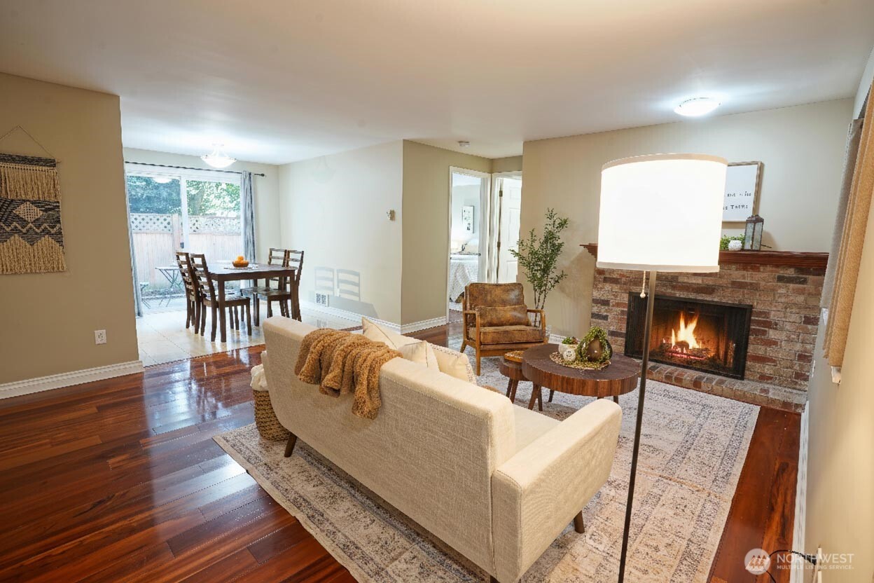 633 NW 85th Street #102, Seattle, WA 98117