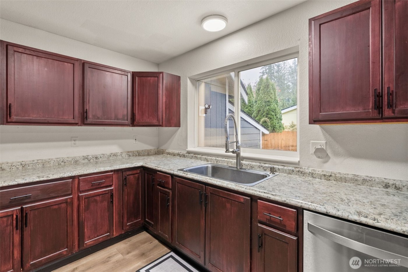 140 E Timberlake Drive , Shelton, WA 98584