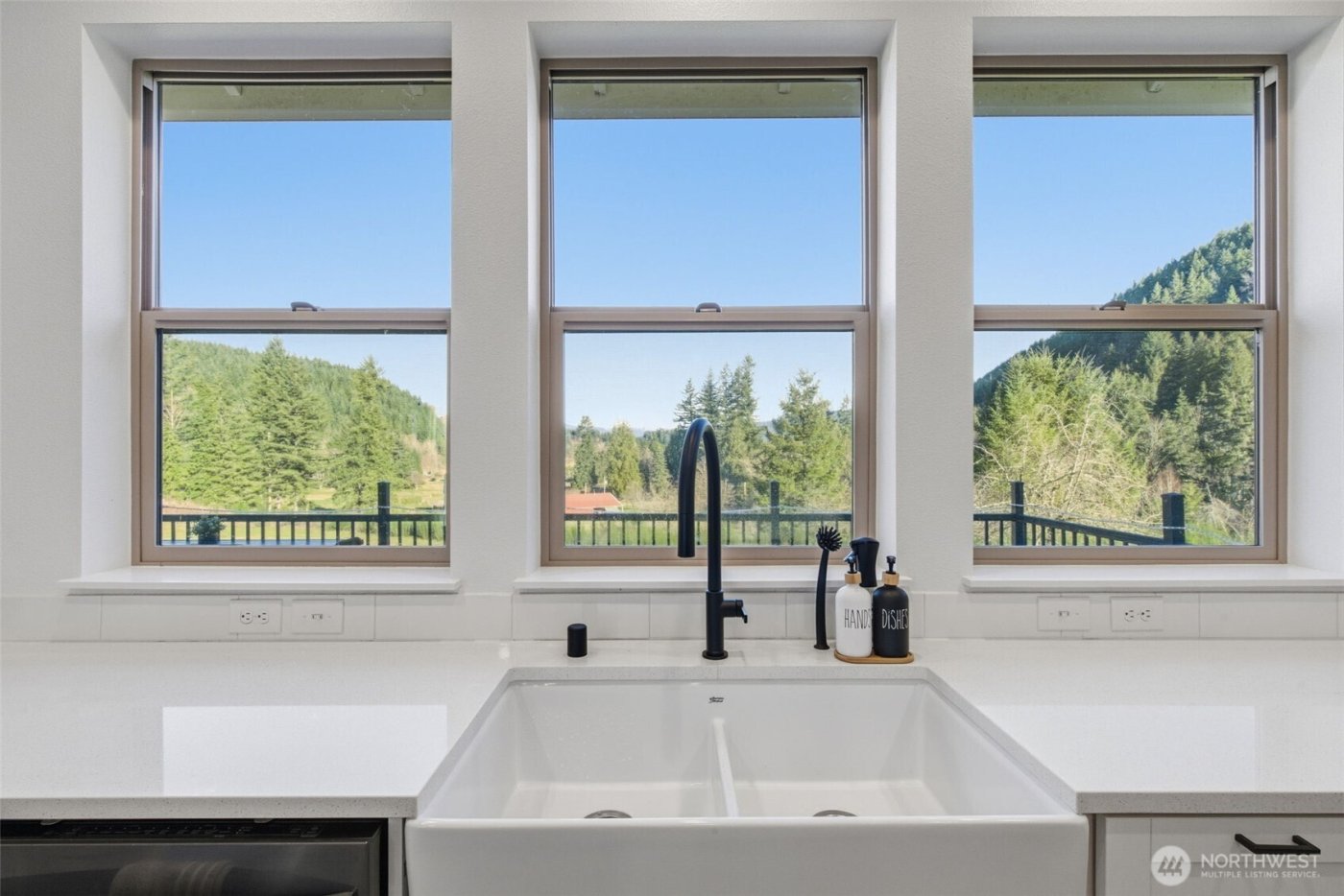 43508 NE Yale Bridge Road , Amboy, WA 98601