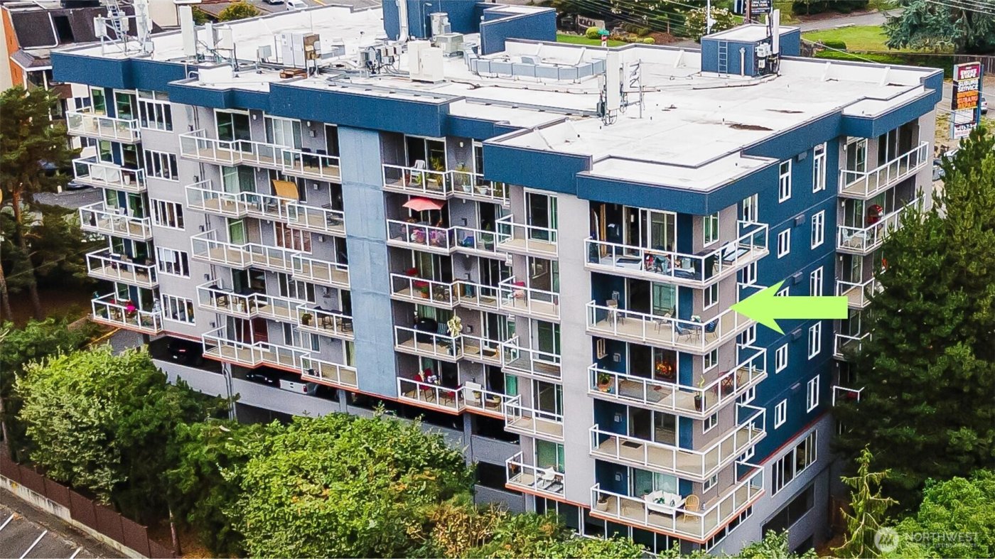 15020 Bothell Way NE #502, Lake Forest Park, WA 98155