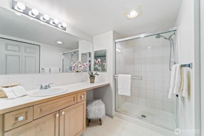 15020 Bothell Way NE #502, Lake Forest Park, WA 98155 - Photo 15