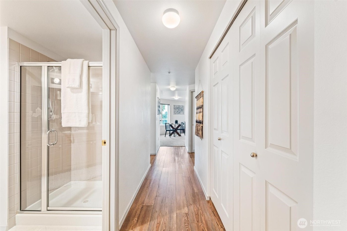 15020 Bothell Way NE #502, Lake Forest Park, WA 98155