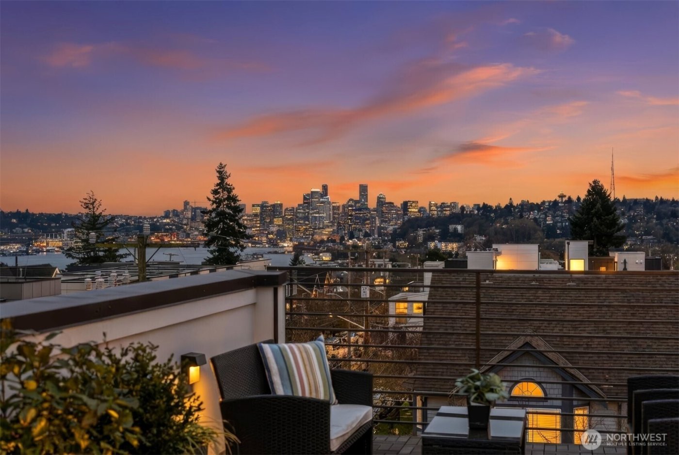 728 N 43rd Street , Seattle, WA 98103