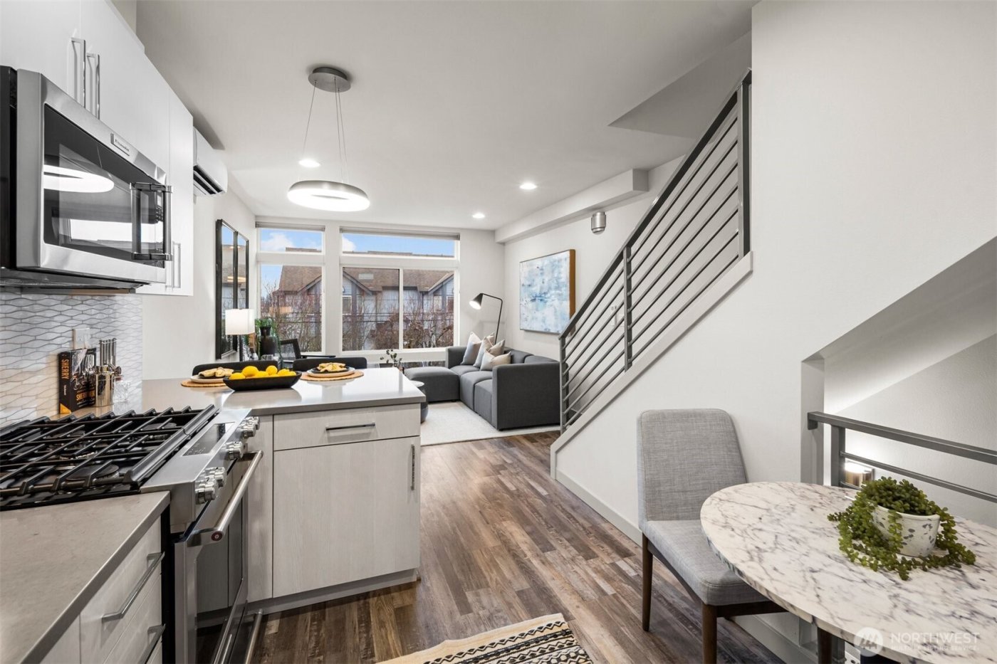 728 N 43rd Street , Seattle, WA 98103