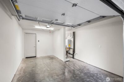 728 N 43rd Street , Seattle, WA 98103 - Photo 21