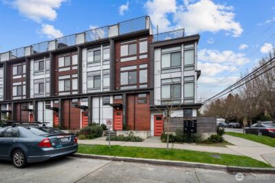 728 N 43rd Street , Seattle, WA 98103 - Photo 25