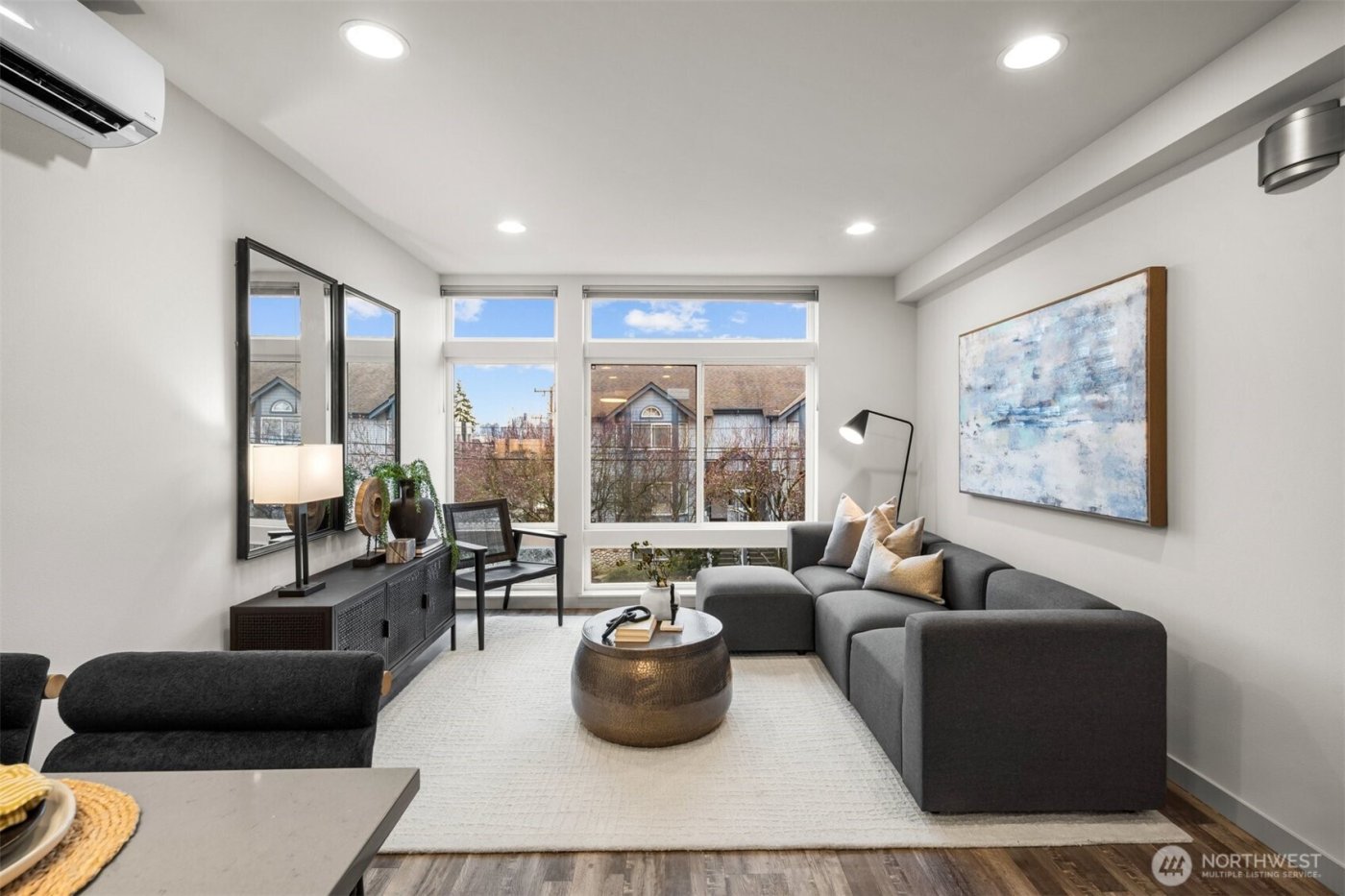 728 N 43rd Street , Seattle, WA 98103