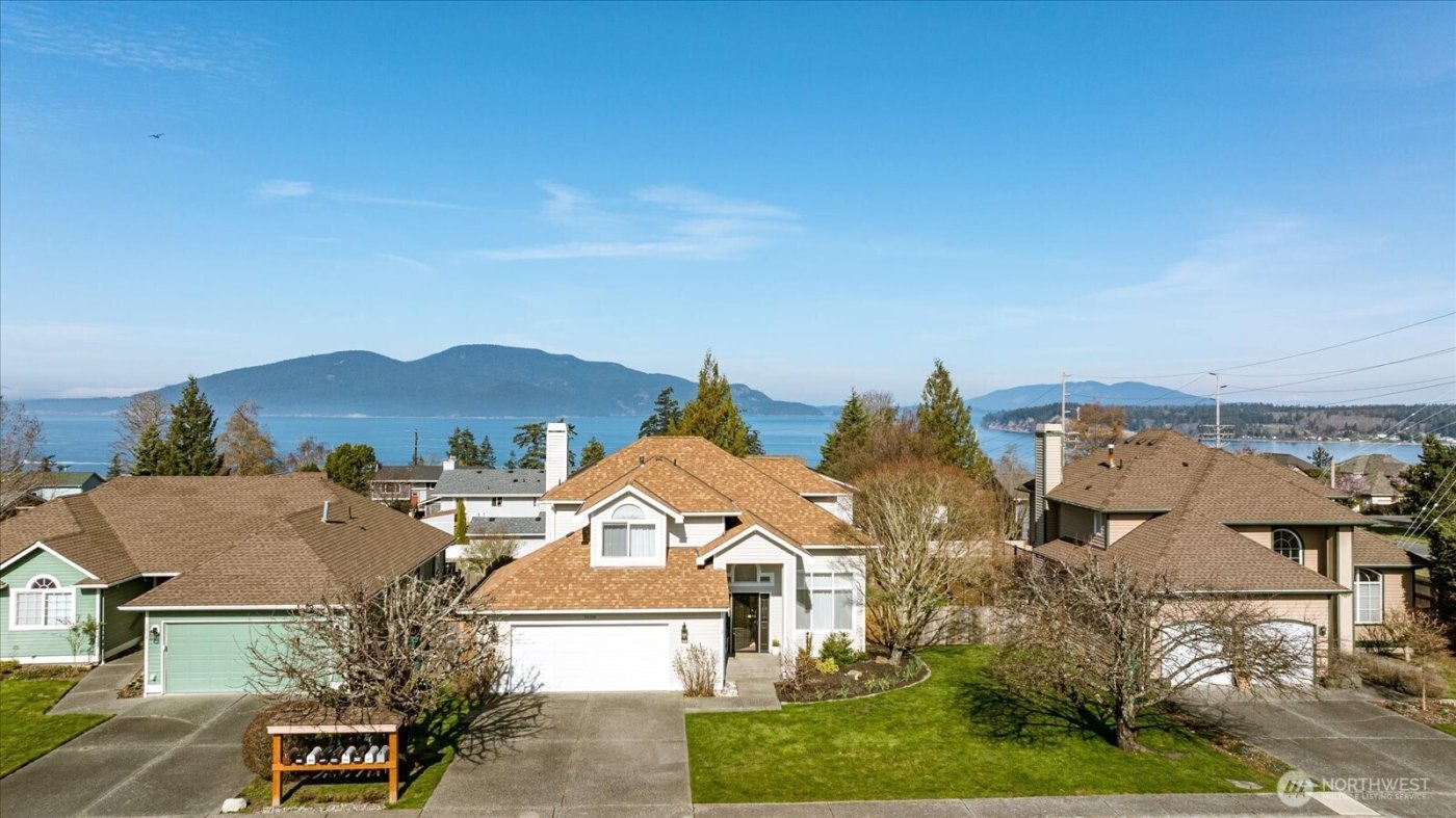 3608 W 4th Street , Anacortes, WA 98221