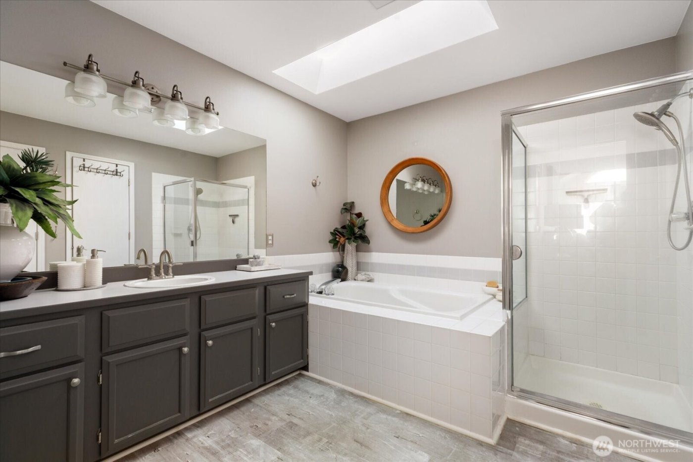 3608 W 4th Street , Anacortes, WA 98221