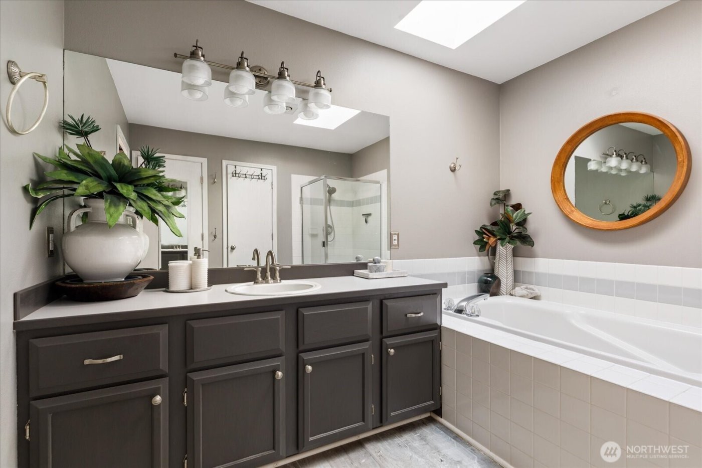 3608 W 4th Street , Anacortes, WA 98221