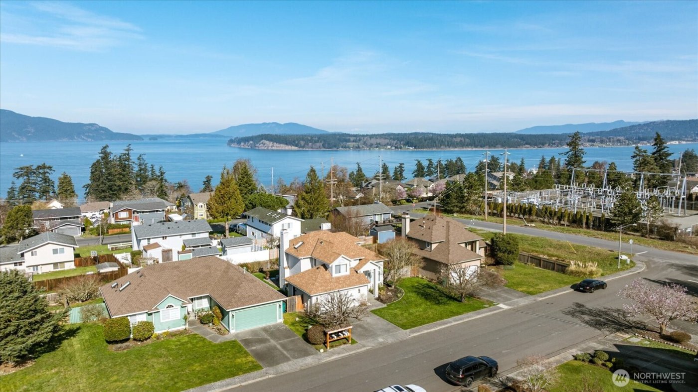 3608 W 4th Street , Anacortes, WA 98221