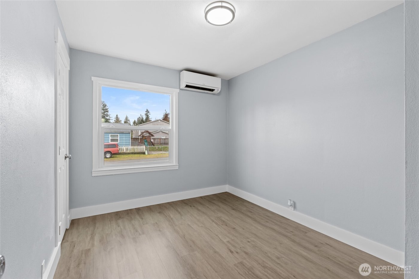 817 114th Street S, Tacoma, WA 98444