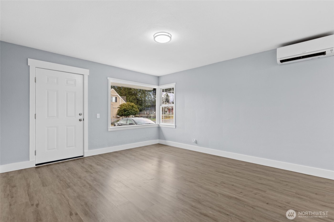 817 114th Street S, Tacoma, WA 98444